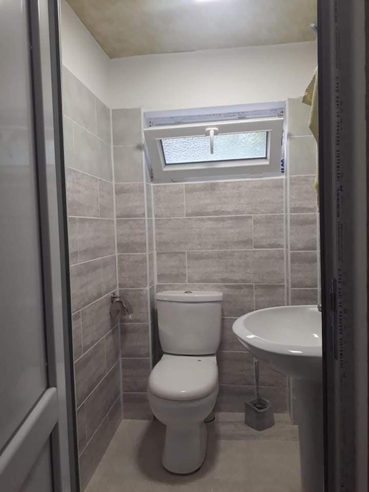 Lux-2-Or-1- Persons Irodion Evdoshvili Street #15 Kutaisi Ngoại thất bức ảnh